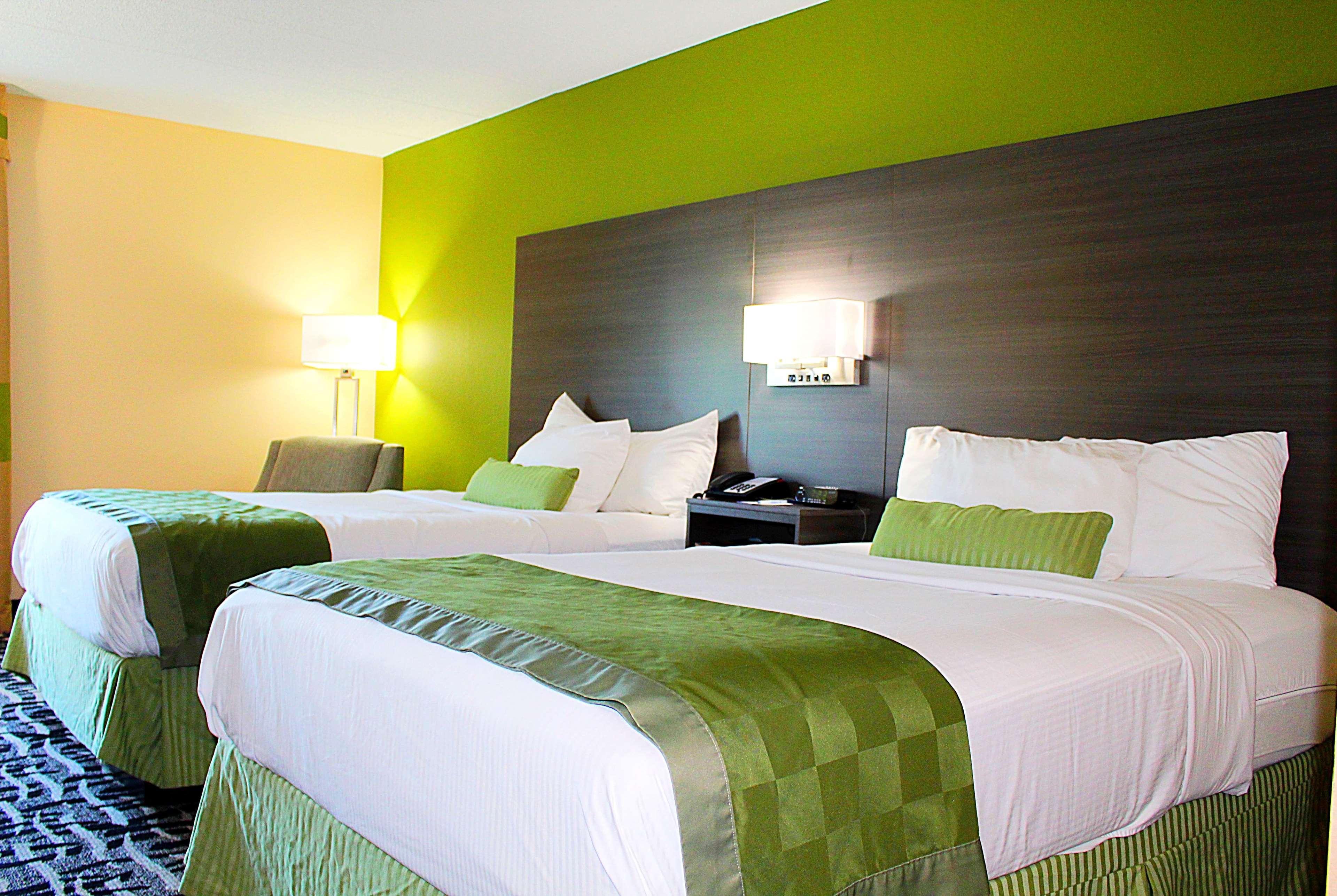 Baymont By Wyndham Springfield Hotel Buitenkant foto